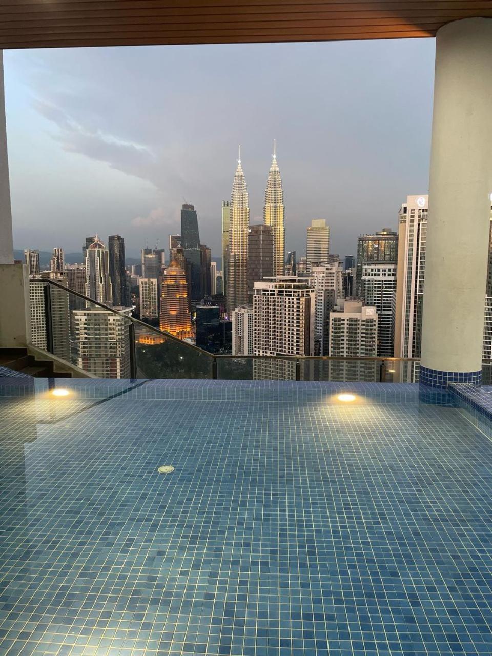 At Colony And Luxe Infinitum Klcc Kuala Lumpur