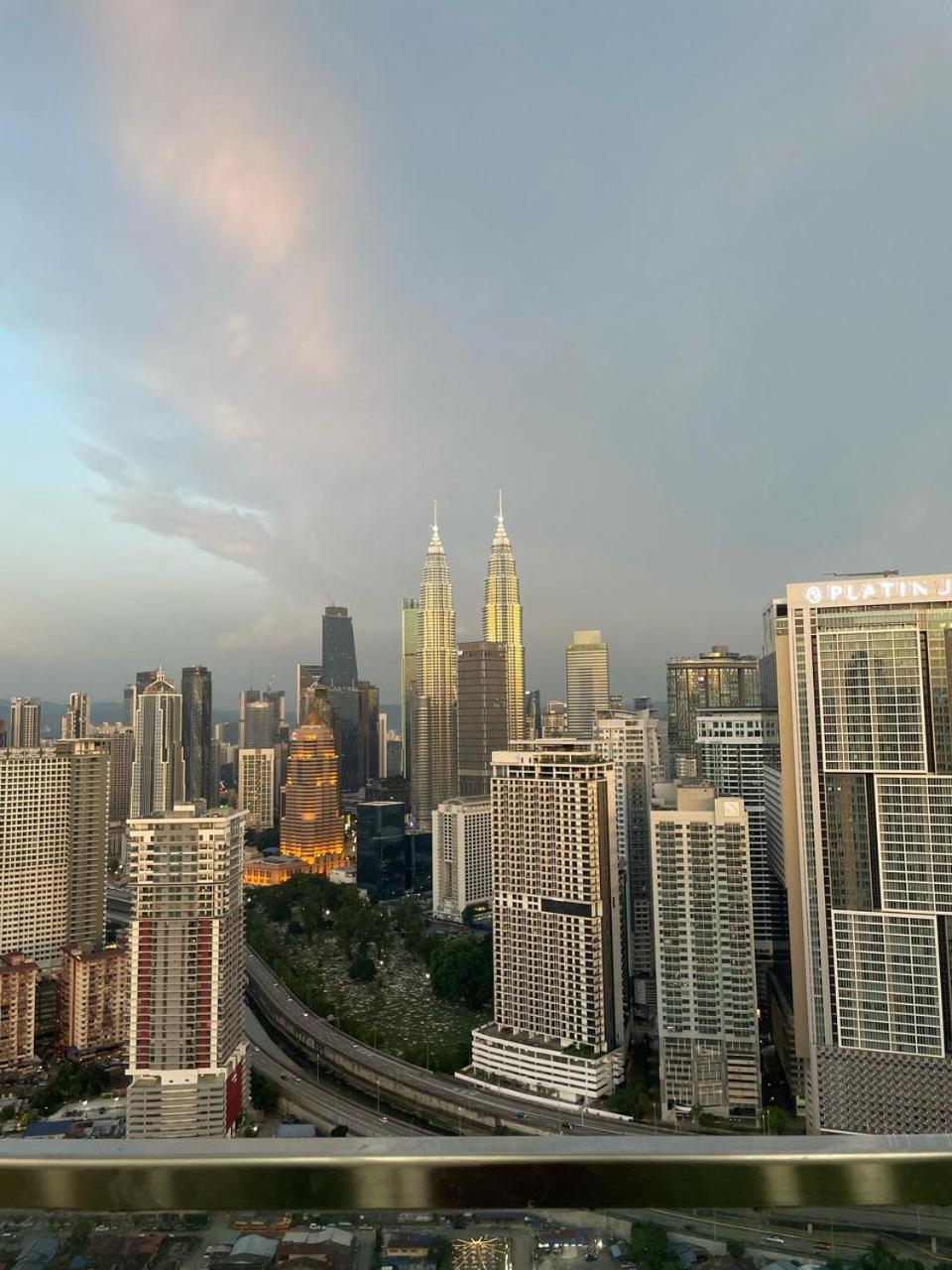 At Colony And Luxe Infinitum Klcc Pangsapuri Kuala Lumpur