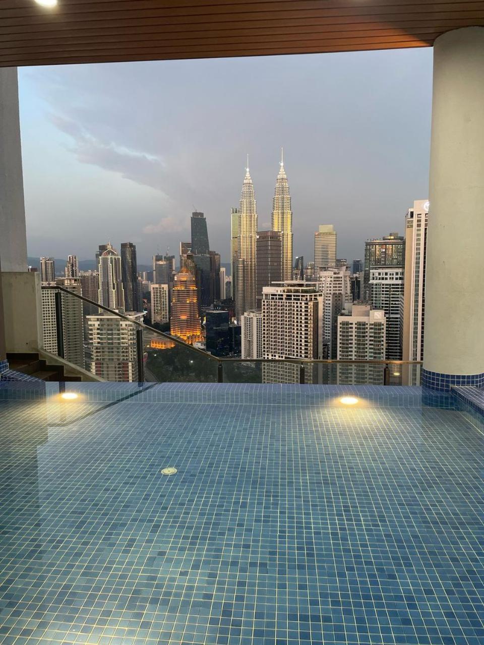 At Colony And Luxe Infinitum Klcc Pangsapuri Kuala Lumpur