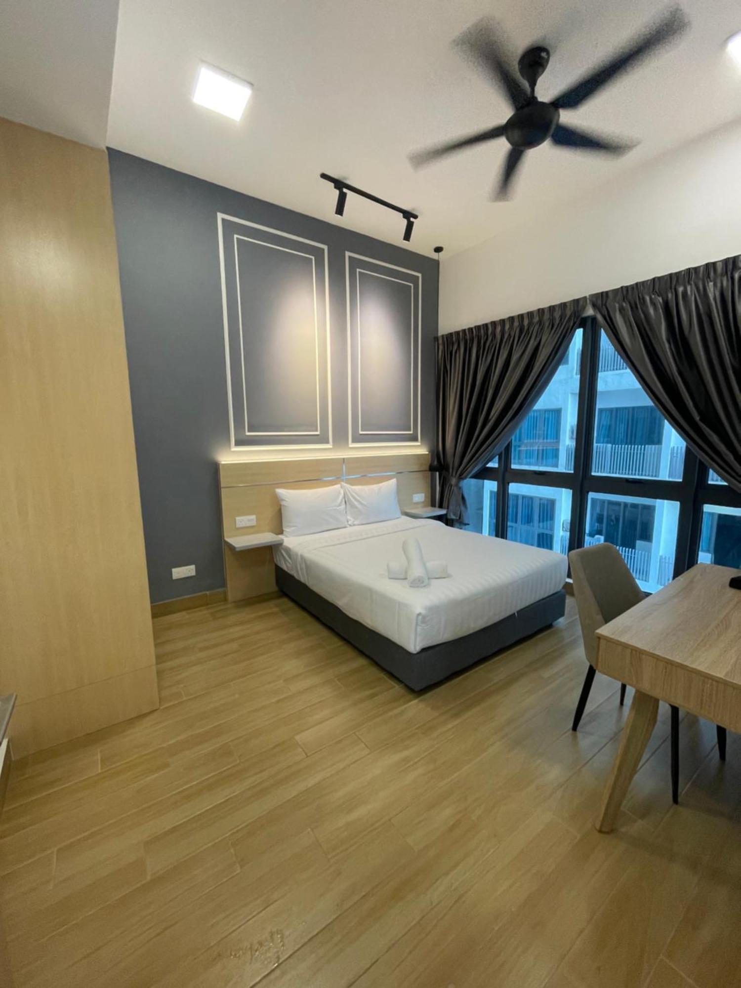 At Colony And Luxe Infinitum Klcc Pangsapuri