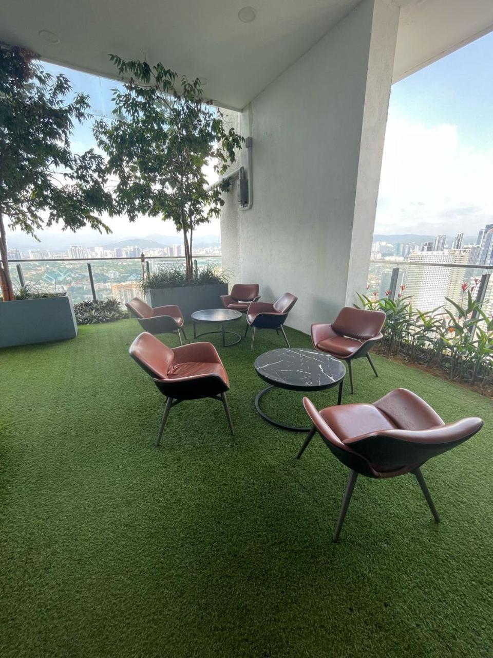 The Luxe Klcc By Homestay Apartment
