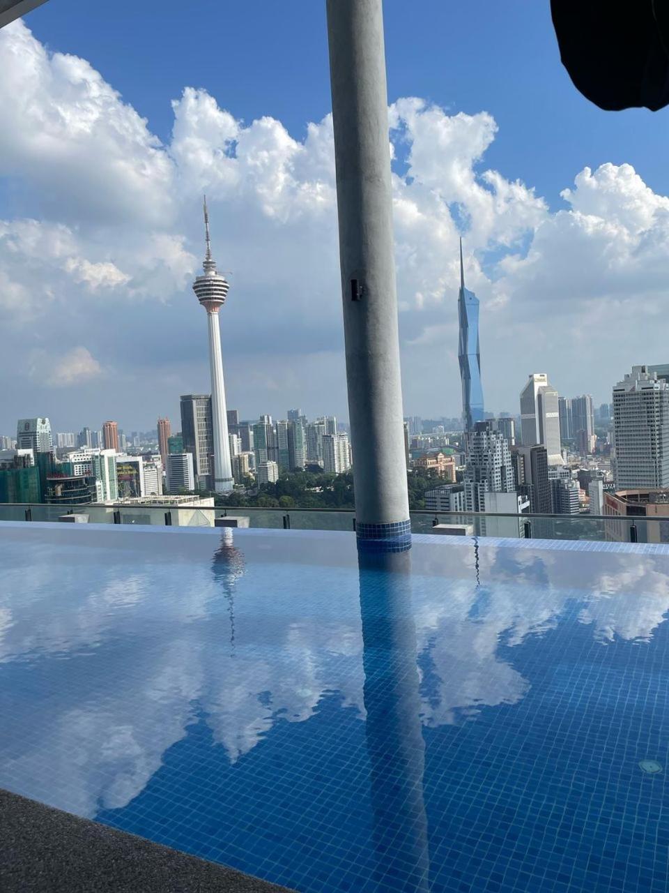 The Luxe Klcc By Homestay Kuala Lumpur