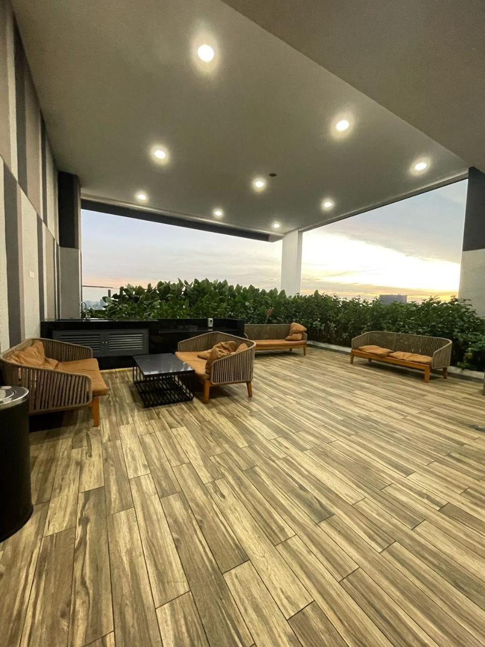 The Luxe Klcc By Homestay Apartment